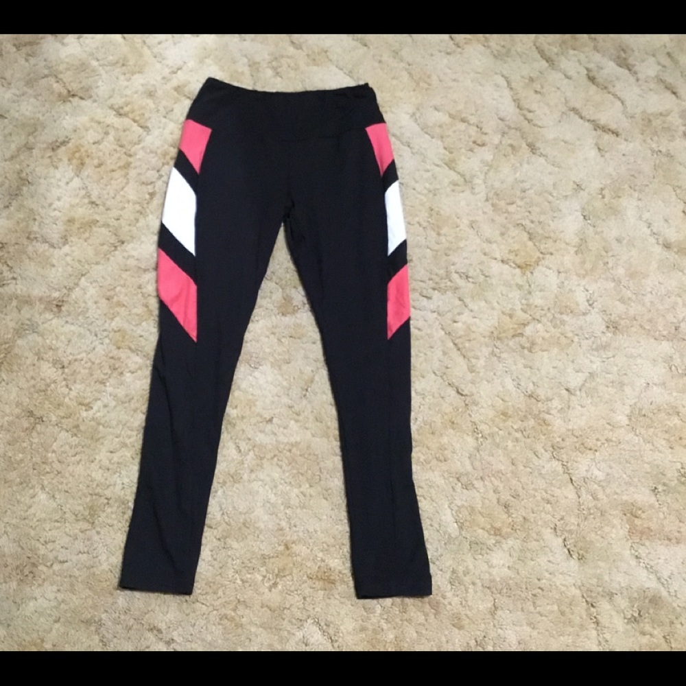 Super Soft Black Rue21 Leggings with Stripes